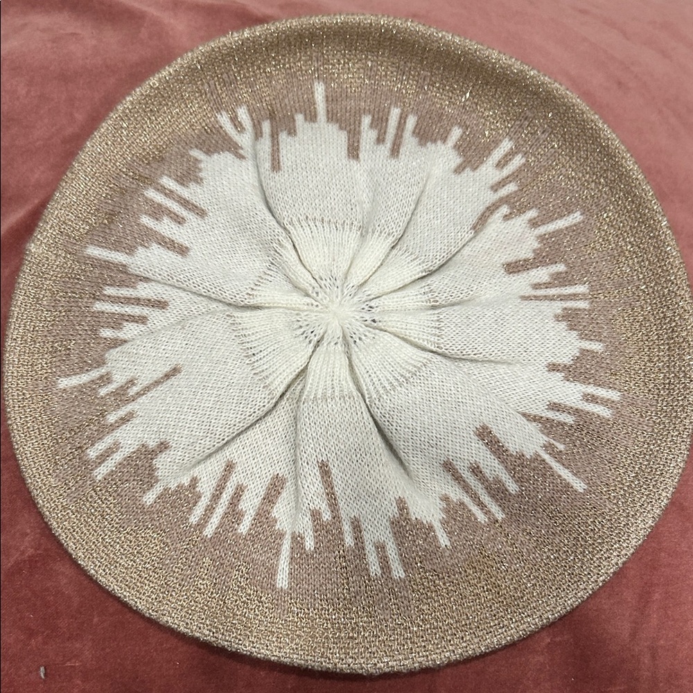 ✨ Calvin Klein Knit Beret – Never Worn ✨